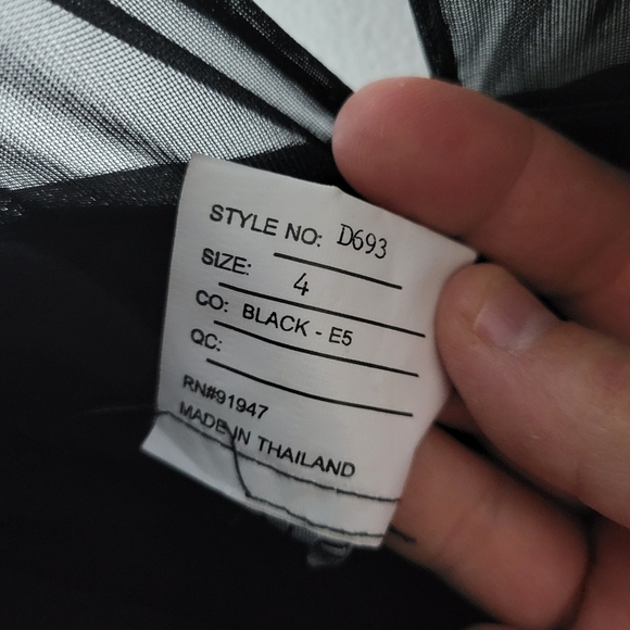 Alfred Sung Beaitiful Black Dress Bridesmaid Prom, Size 4 - Picture 3 of 6